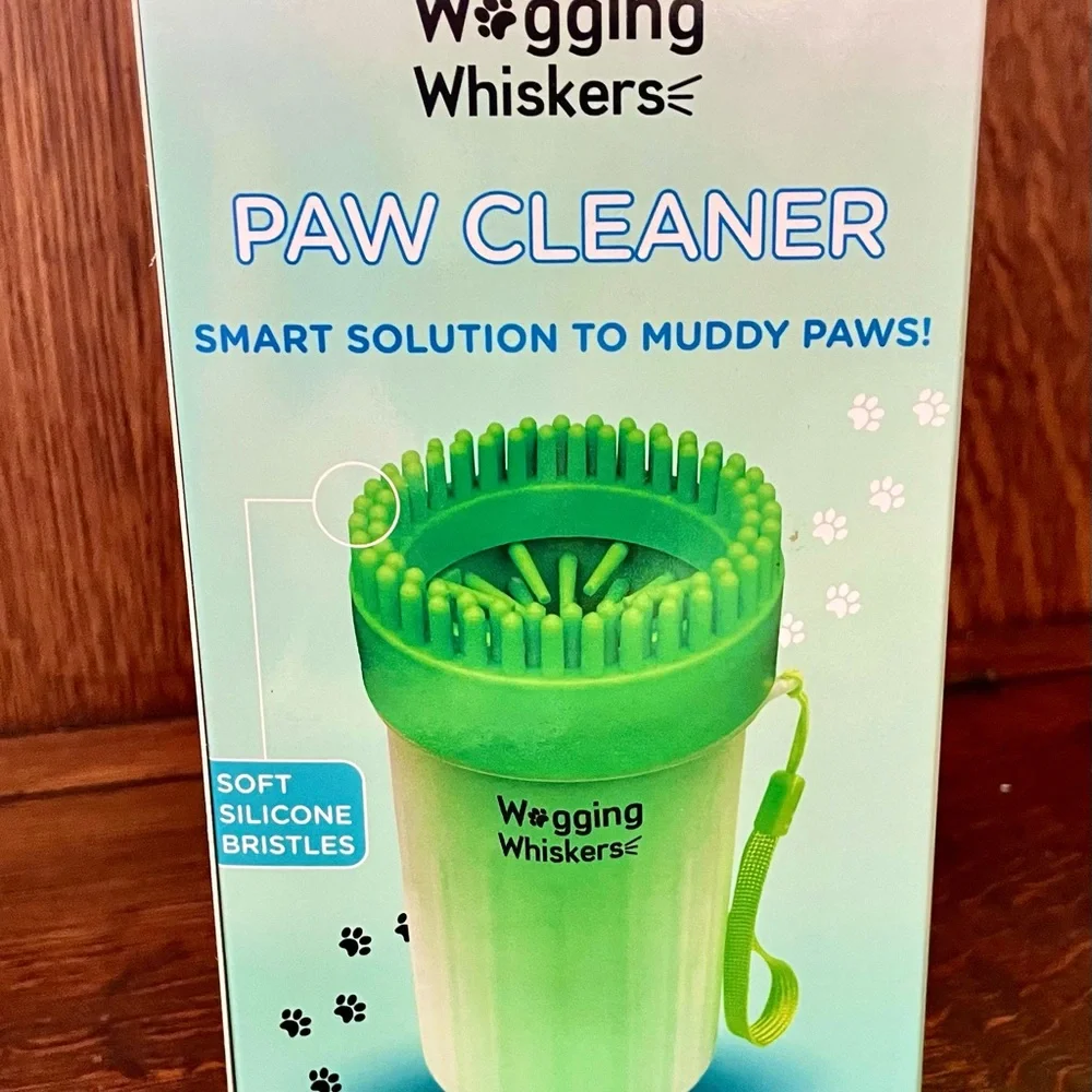 Dog Paw Washer ~ Solution to Muddy Paws ~ Soft and Gentle New in Box! Puppies